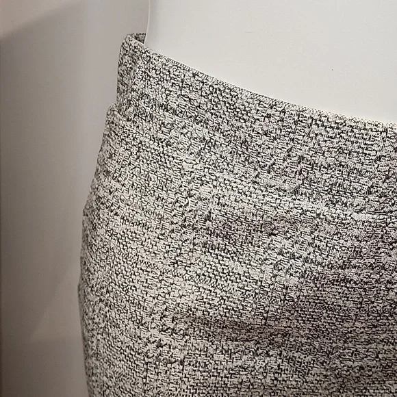 Torrid - Midi Studio Double Knit Pencil Skirt in Heather Grey​​​​​​​ - Picture 3 of 10